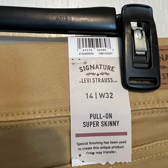 WOMENS LEVI KHAKI PANTS SIZE 14 - Picture 6 of 7